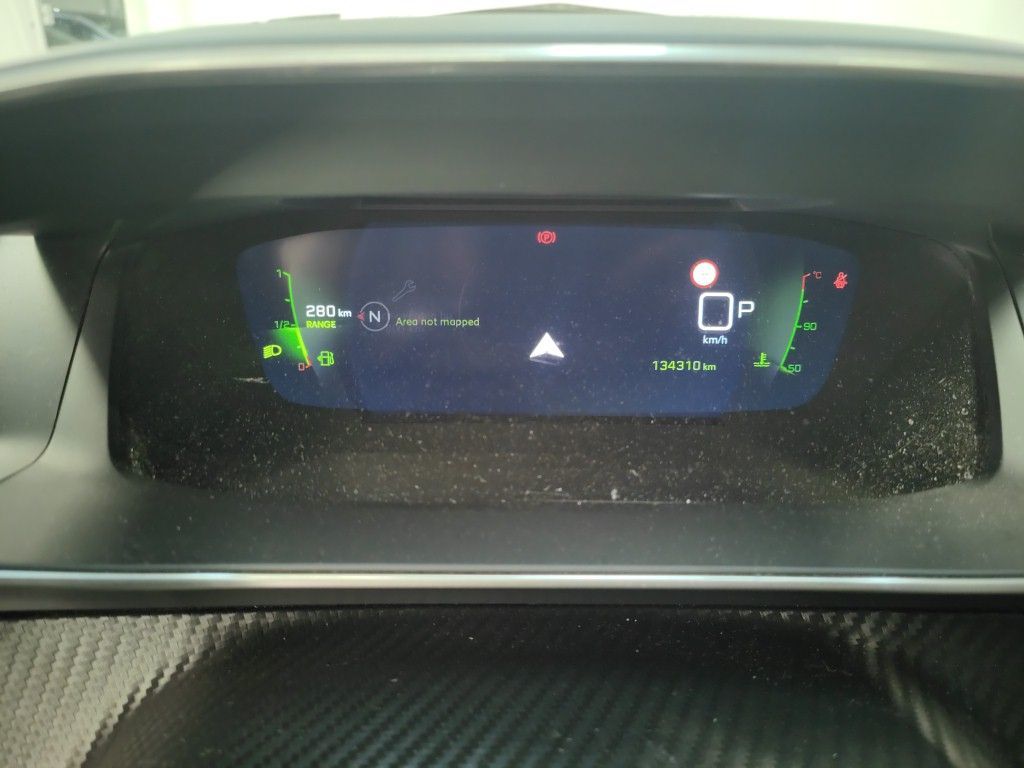 Peugeot 2008 1.5 BlueHDi 96kW S&S EAT8 GT Line 5d photo