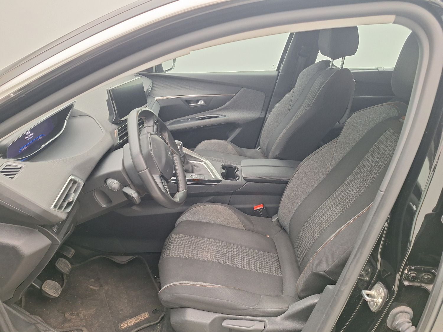 Peugeot, 5008 FL'20, Peugeot 5008 1.2 PureTech 96kW S&S Active Pack 5d photo