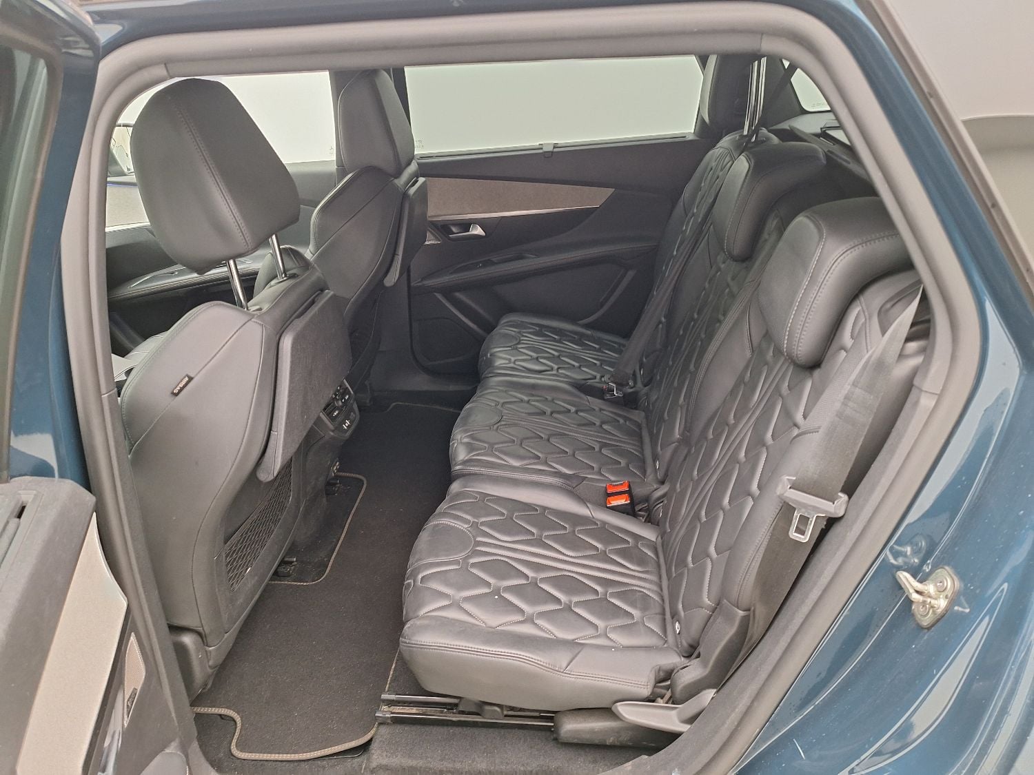 Peugeot, 5008 FL'20, Peugeot 5008 1.5 BlueHDi 96kW S&S EAT8 GT 5d photo