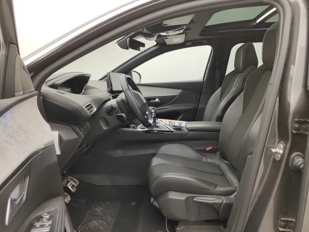 Peugeot 5008 1.2 PureTech 96kW S&S GT 5d photo