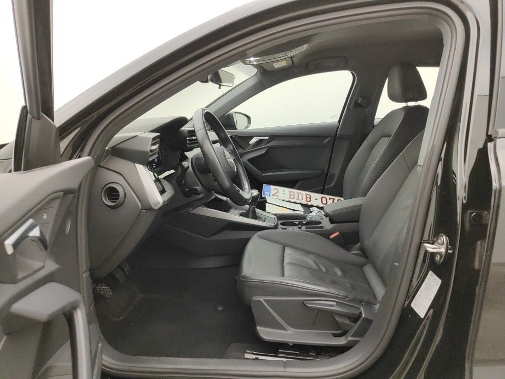 Audi A3 Sportback 2.0 30 TDi 85kW 5d photo