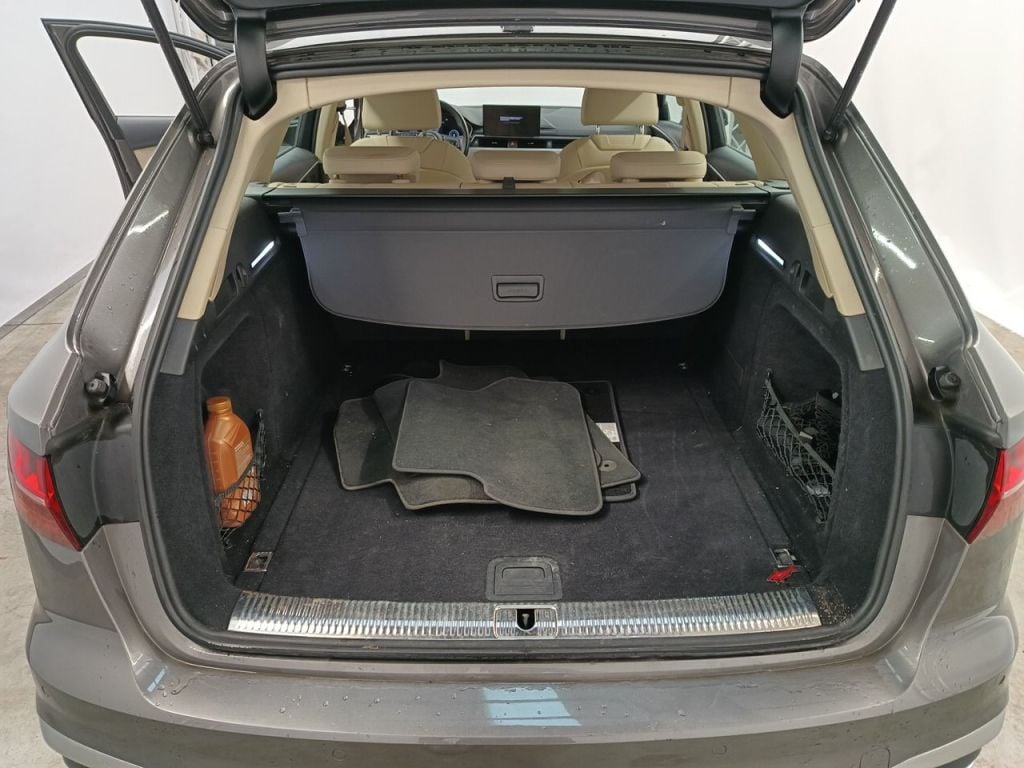 AUDI A4 AVANT DIESEL - 2020 40 TDi 204hp Quattro S Line S tronic 5d photo