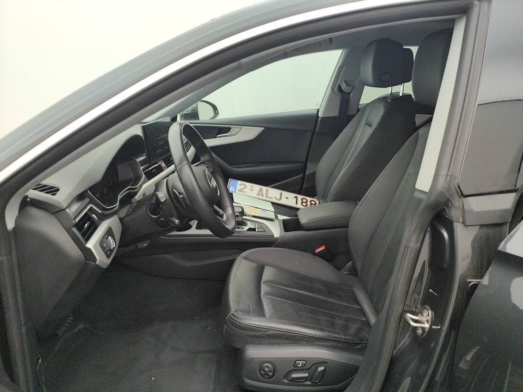 Audi A5 Sportback 30 TDI S tronic Business Edition 5d !!Technical issue, Rolling car!!! photo