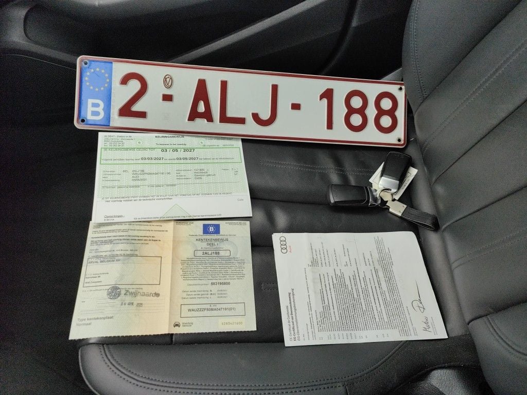 Audi A5 Sportback 30 TDI S tronic Business Edition 5d !!Technical issue, Rolling car!!! photo