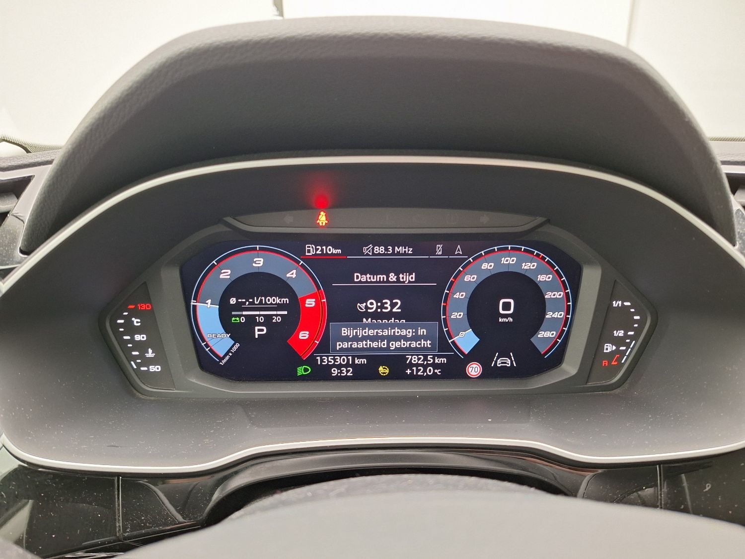 Audi, Q3 '18, Audi Q3 35 TDI S tronic S line Business Edition 5d photo