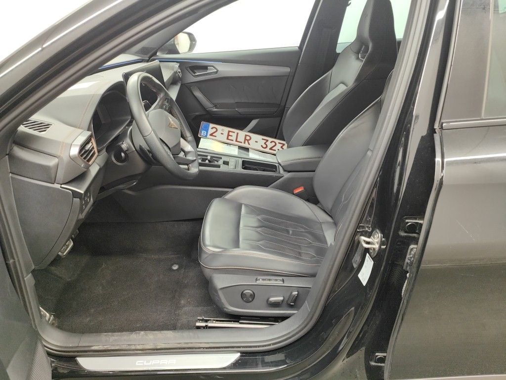 CUPRA Formentor 1.4 e-HYBRID DSG VZ 5d photo