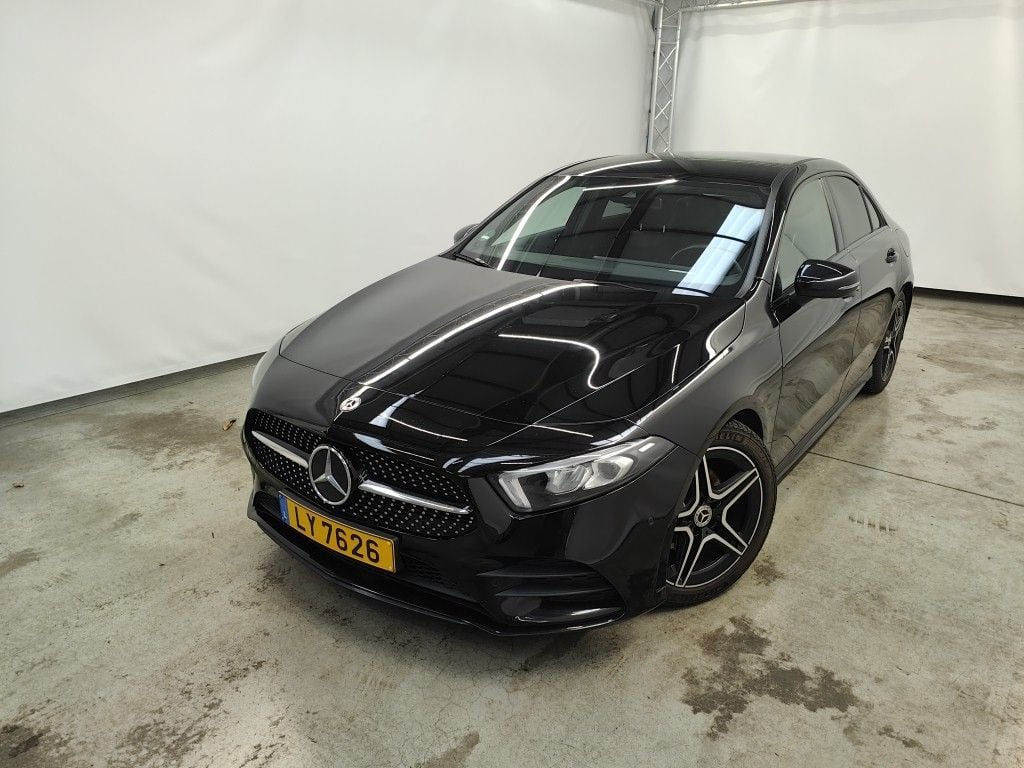 MERCEDES CLASSE A SEDAN DIESEL (V177) A 180 d 116 Business Solution 4d