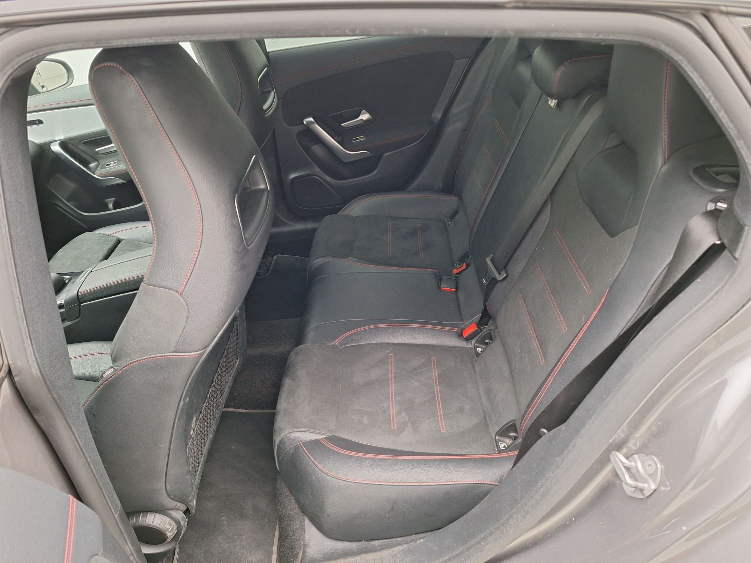 Mercedes, CLA-Class SB '19, Mercedes-Benz CLA Shooting Brake CLA 200 d Busines photo