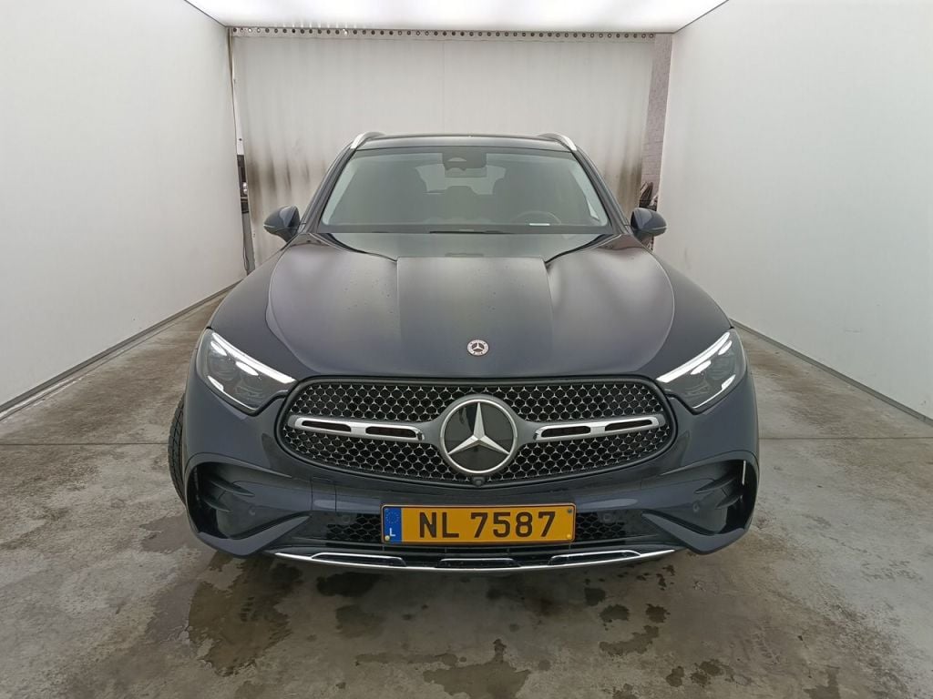 MERCEDES CLASSE GLC DIESEL (X254) GLC 220 d 197hp 4-Matic AMG Line 5d photo