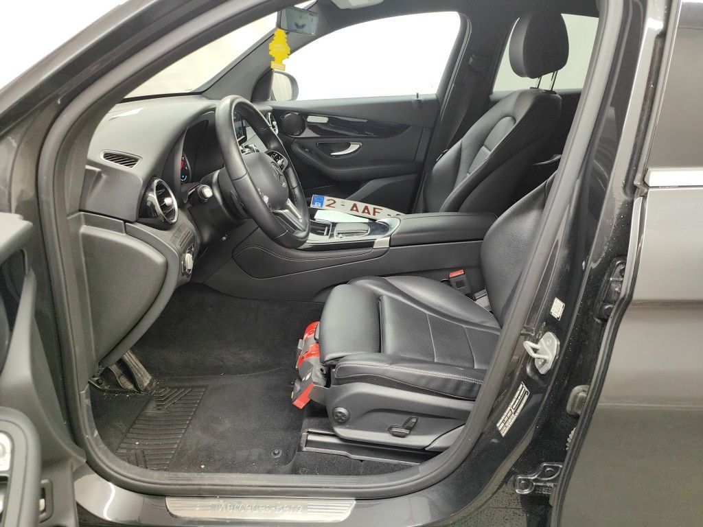 Mercedes-Benz GLC Coupé GLC 300 de 4MATIC 5d photo