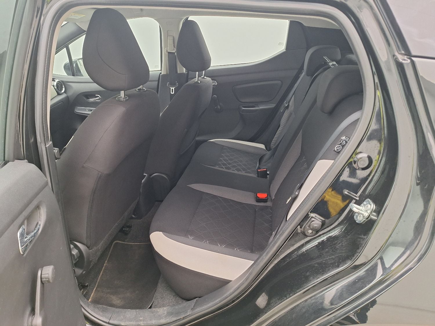 Nissan, Micra '17, Nissan Micra 0.9 IG-T Acenta 5d photo