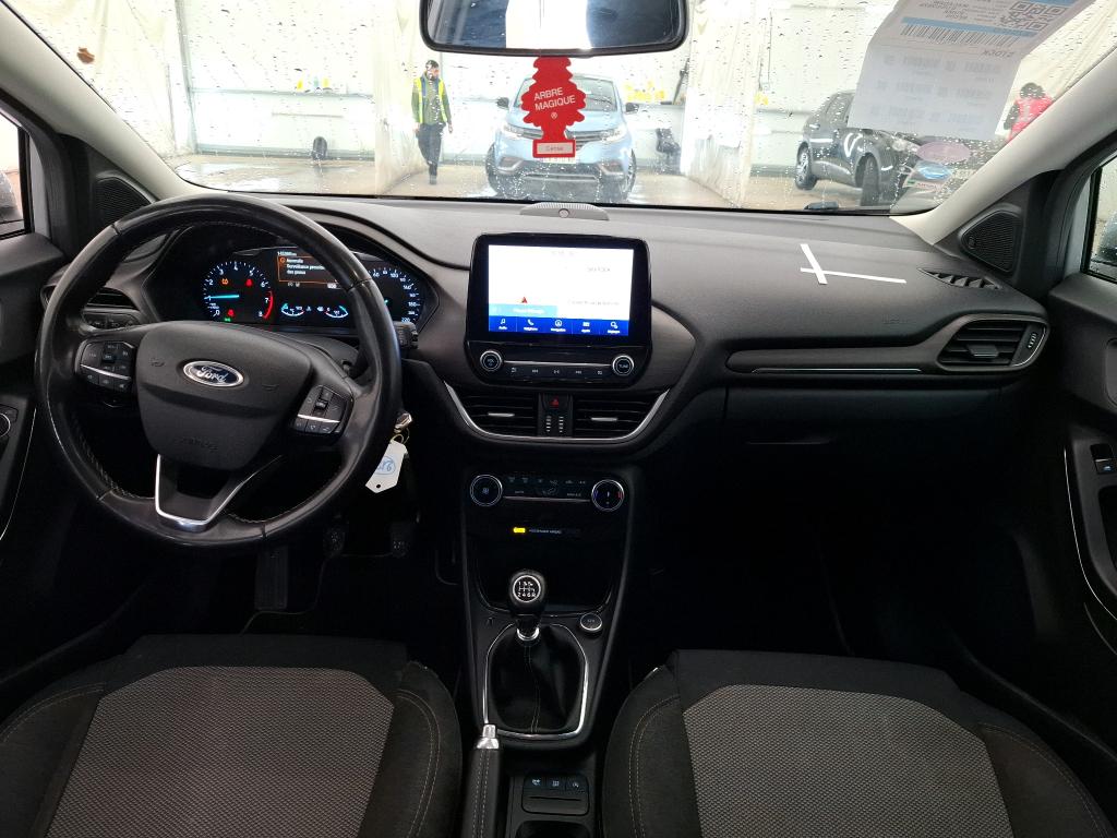 FORD Puma / 2019 / 5P / SUV 1.0 EcoBoost Hybrid 155 mHEV TITANIUM X photo