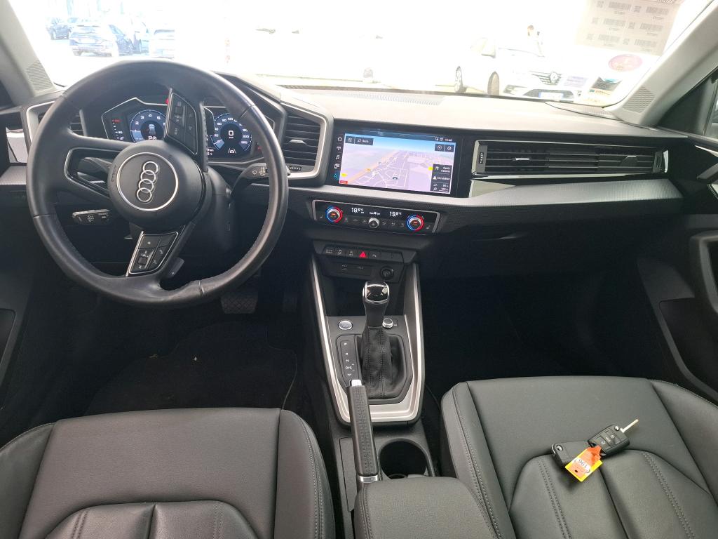 AUDI A1 Citycarver / 2018 / 5P / Berline 1.0 TFSI 116 Citycarver Design Luxe photo