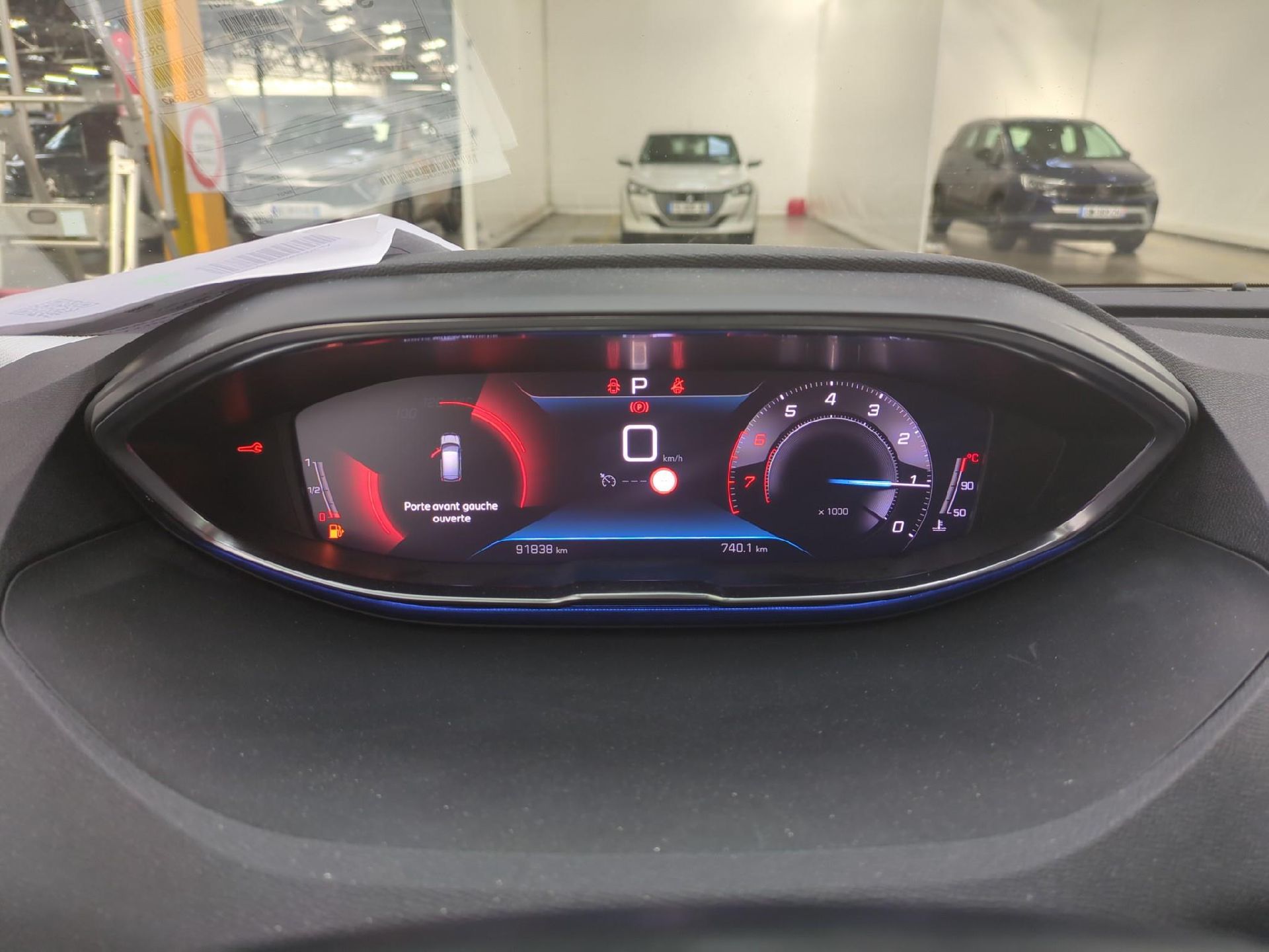 3008 II Allure Pack 1.2 PureTech 130CV BVA8 E6d photo