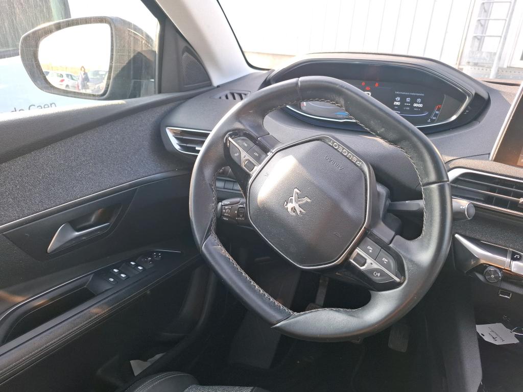 3008 Allure Business 1.5 HDi 130CV BVM6 E6d photo