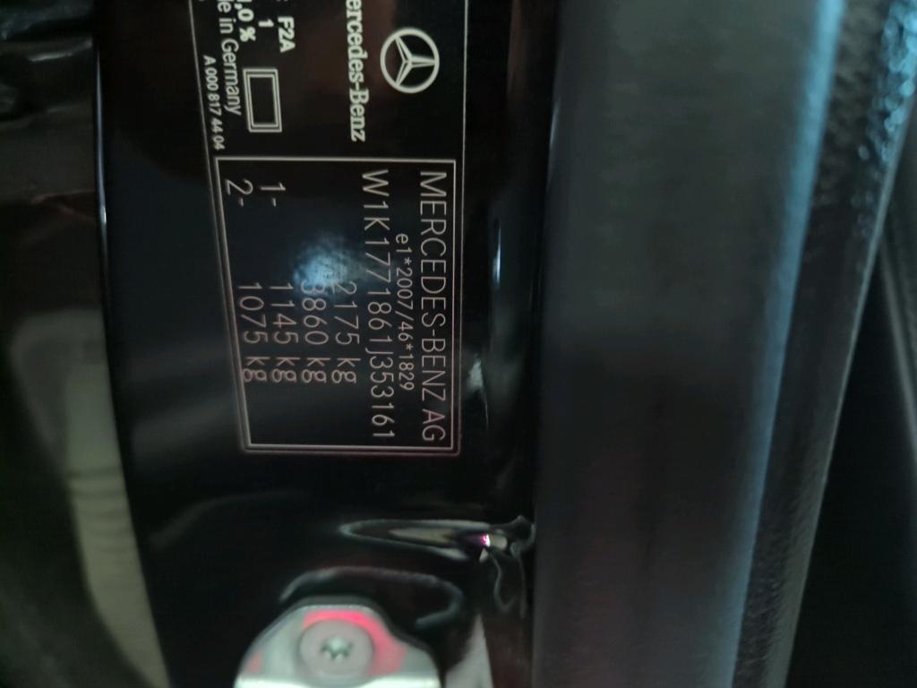 MERCEDES-BENZ A-klasse 118 kW photo