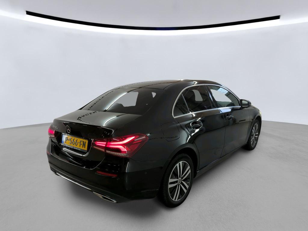 MERCEDES-BENZ A-klasse 118 kW photo