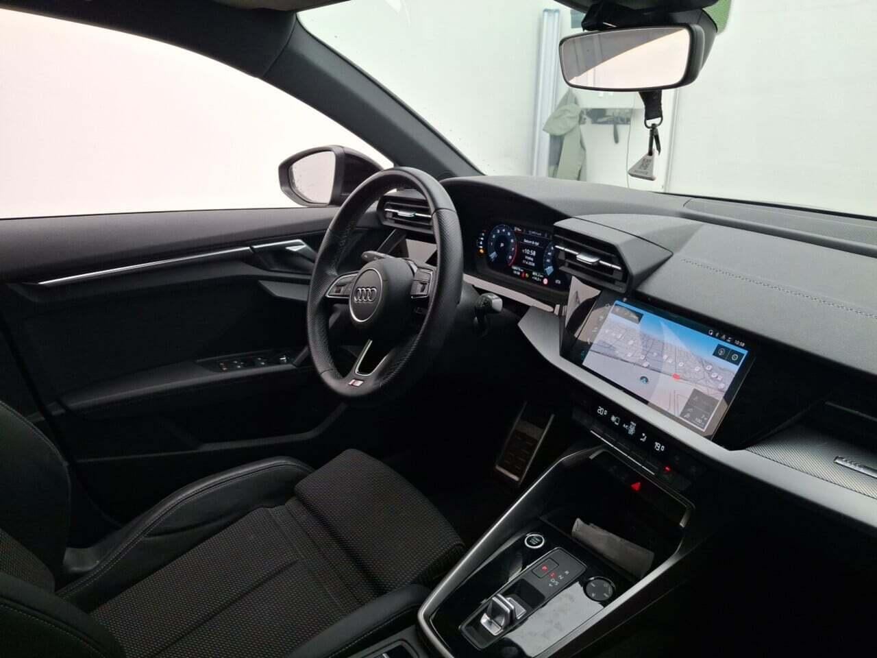 AUDI A3 Sportback 35 TFSI S edition S-Tronic photo