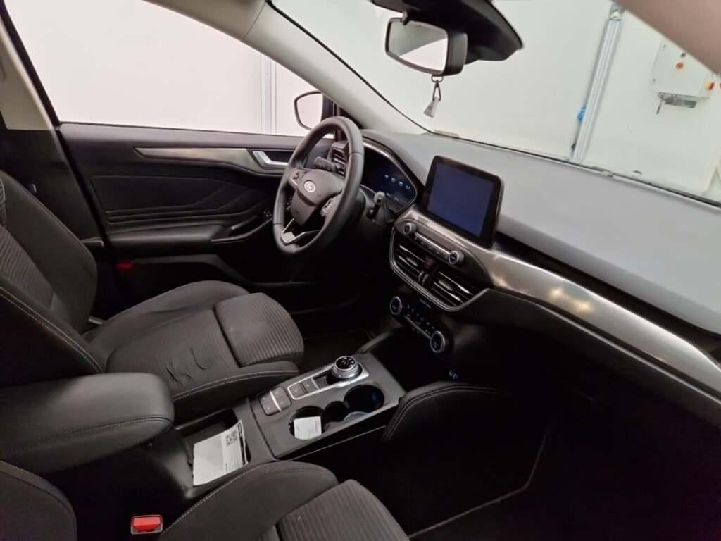 FORD FOCUS 1.0 EBH Tit. XBns photo