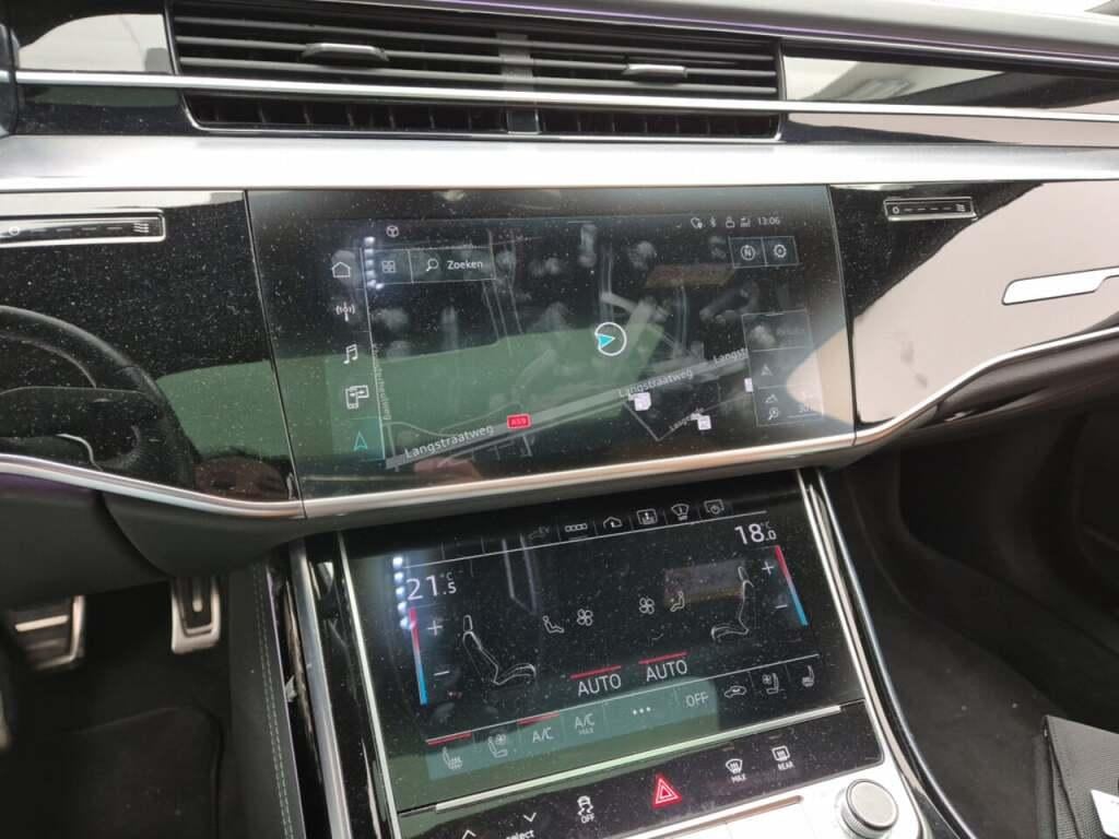 AUDI A8 60 TFSI e quattro photo