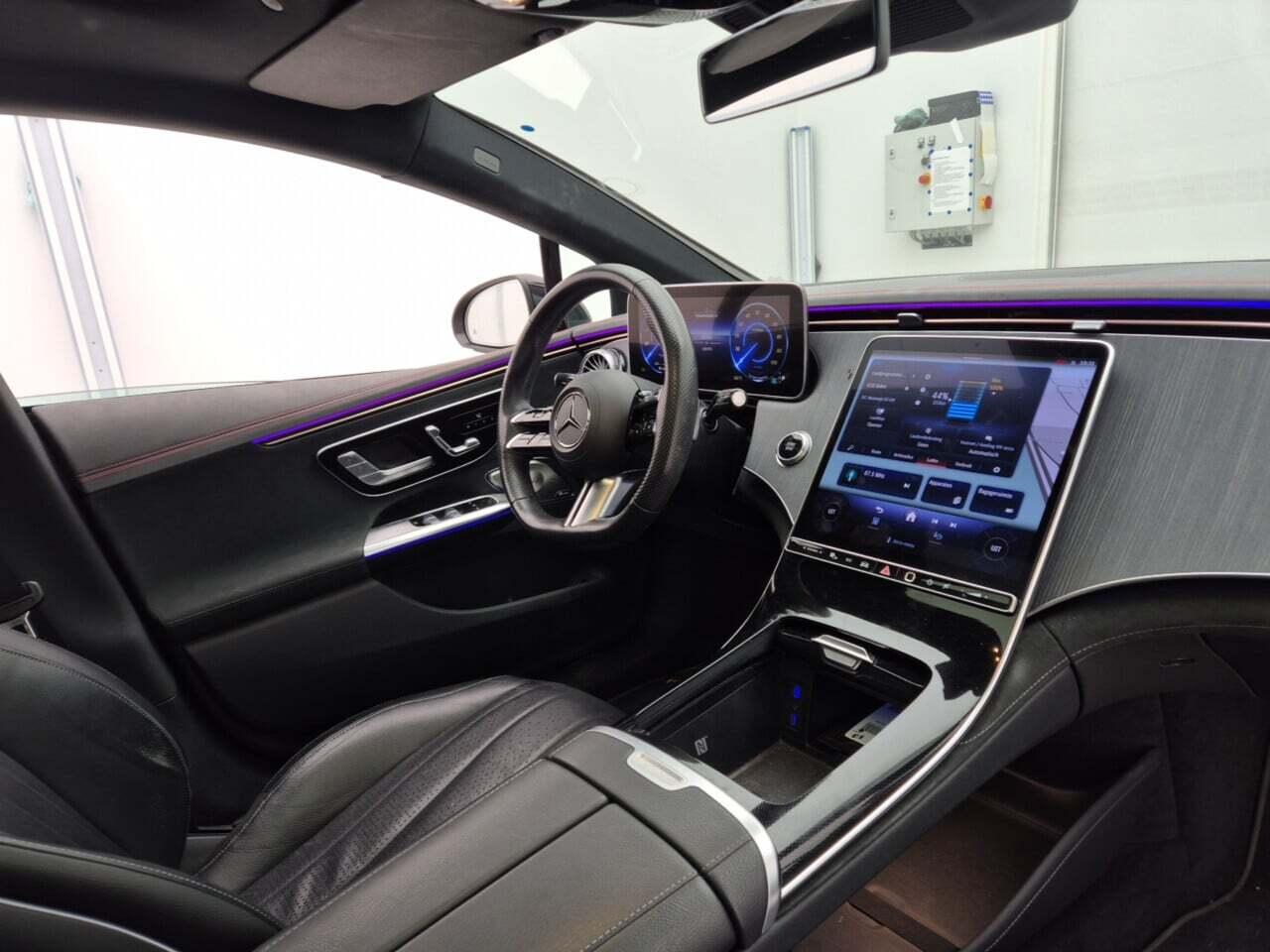 MERCEDES-BENZ EQE 300 Sport Ed. 89 kWh photo
