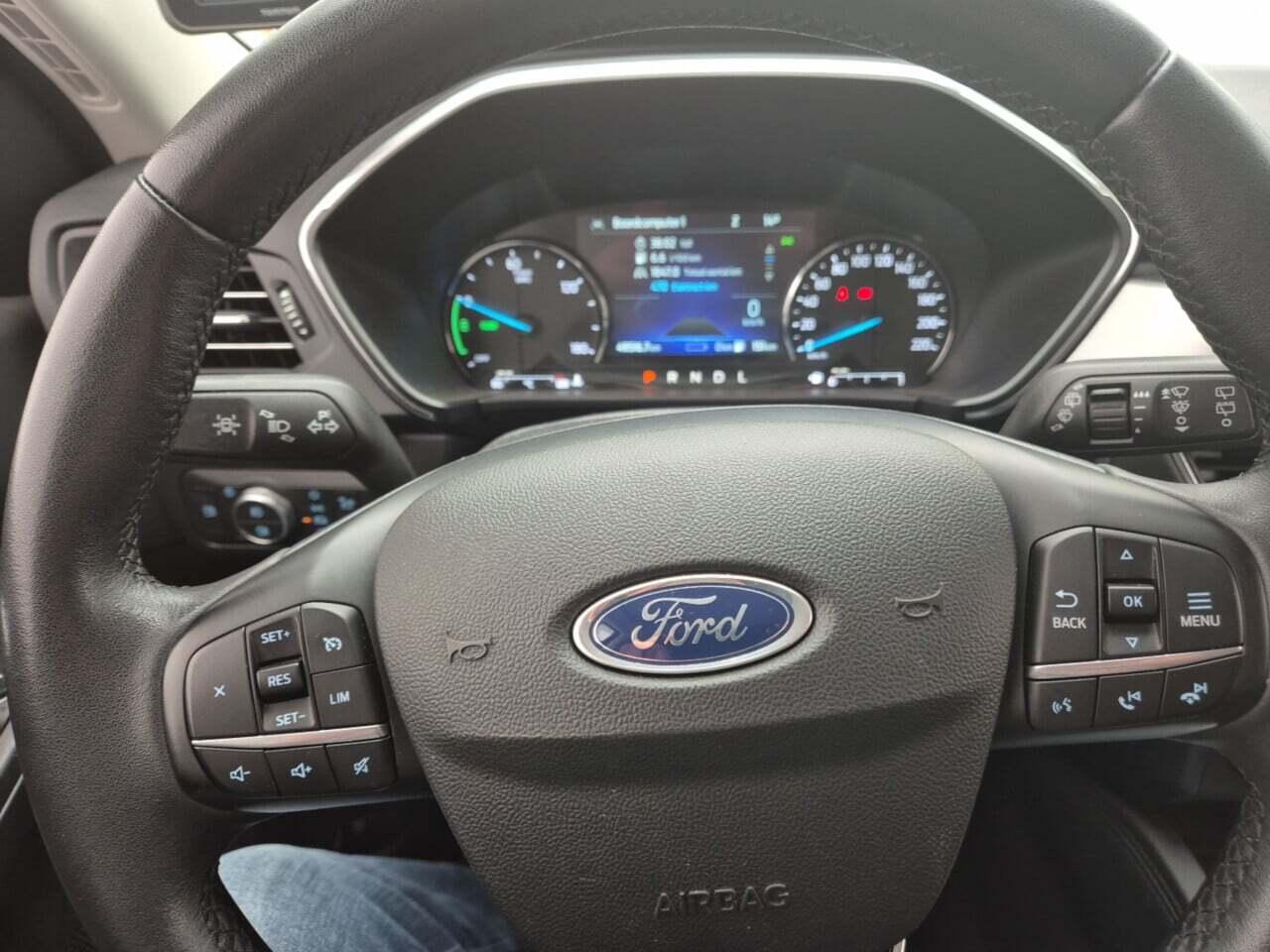 FORD KUGA 2.5 PHEV Titanium AUT. photo