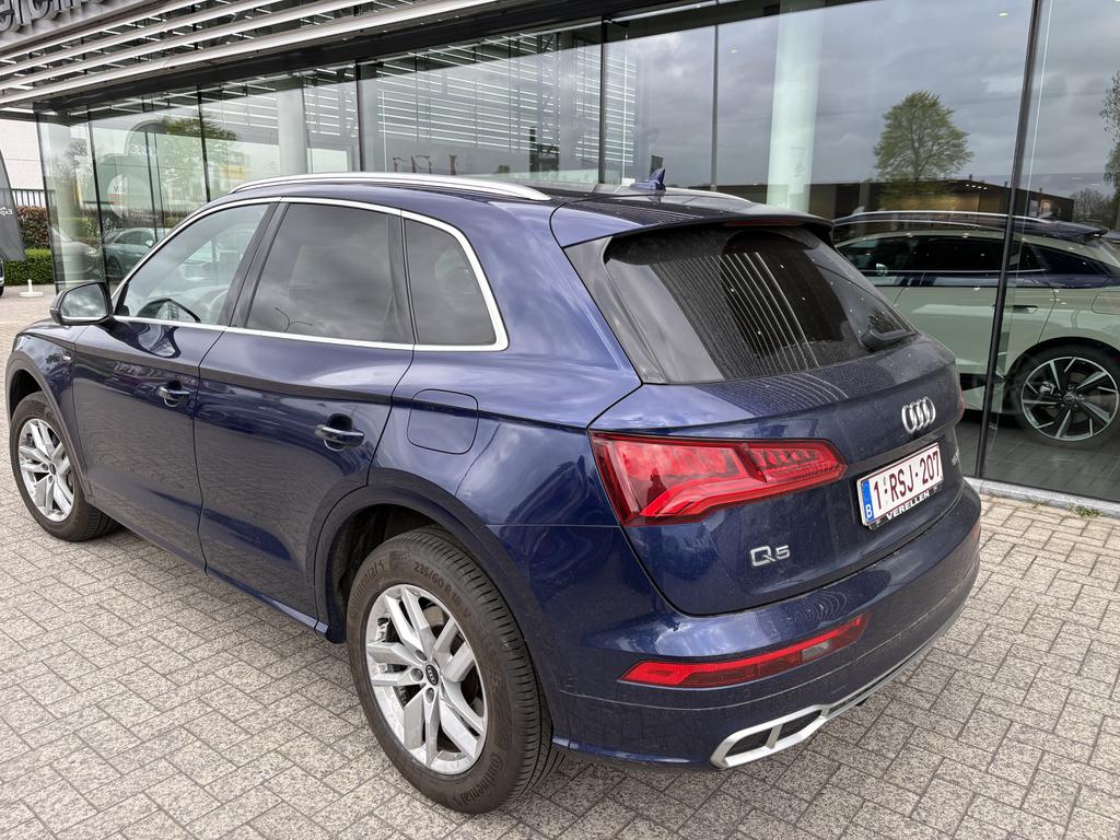 AUDI Q5 PHEV Audi Q5 Sport 55 TFSI e quattro S tronic photo