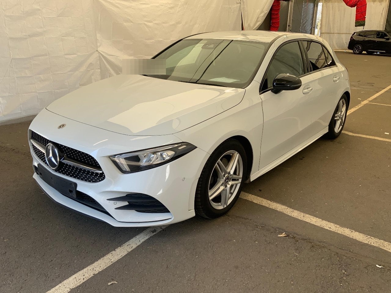 MERCEDES-BENZ A-Klasse A 220 d 8G-DCT Advanced AMG Line 5d 140kW