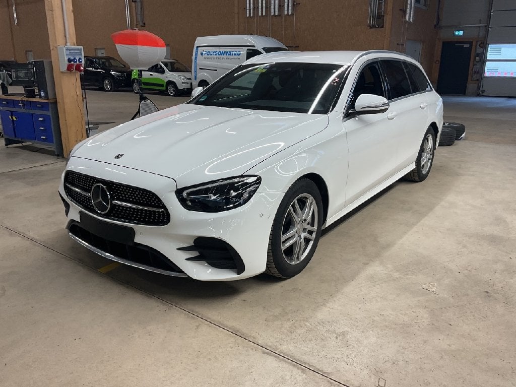 E -Klasse T-Modell E 220 d 4Matic (213.205)AMG AMG Line 143KW AT9 E6d