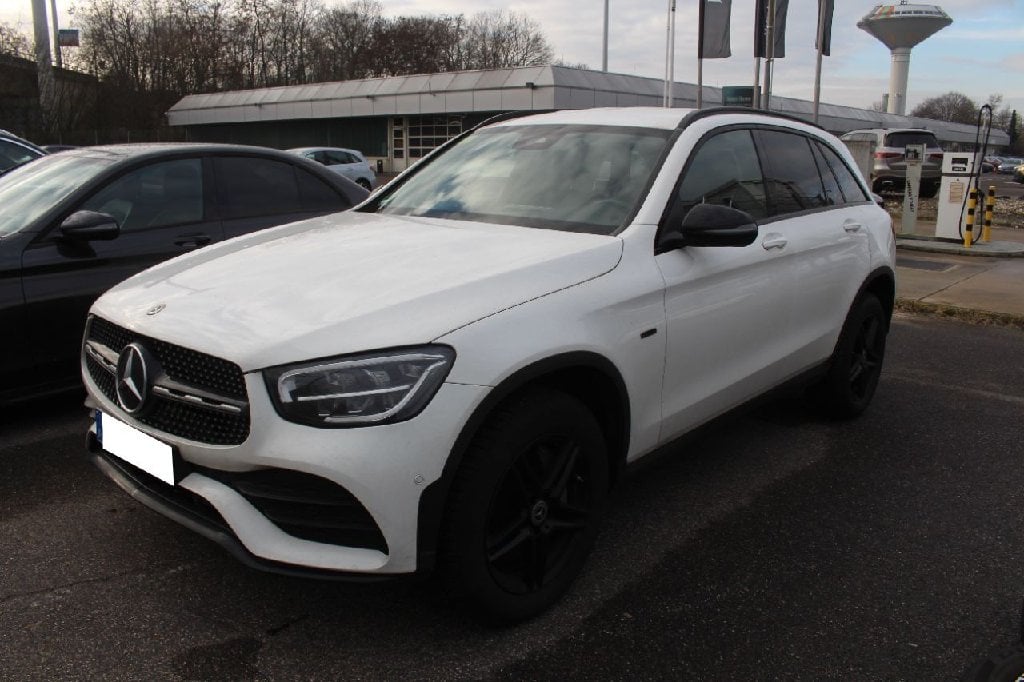GLC -Klasse GLC 300 de 4Matic (253.911)AMG 2.0 AMG Line 225KW AT9 E6d