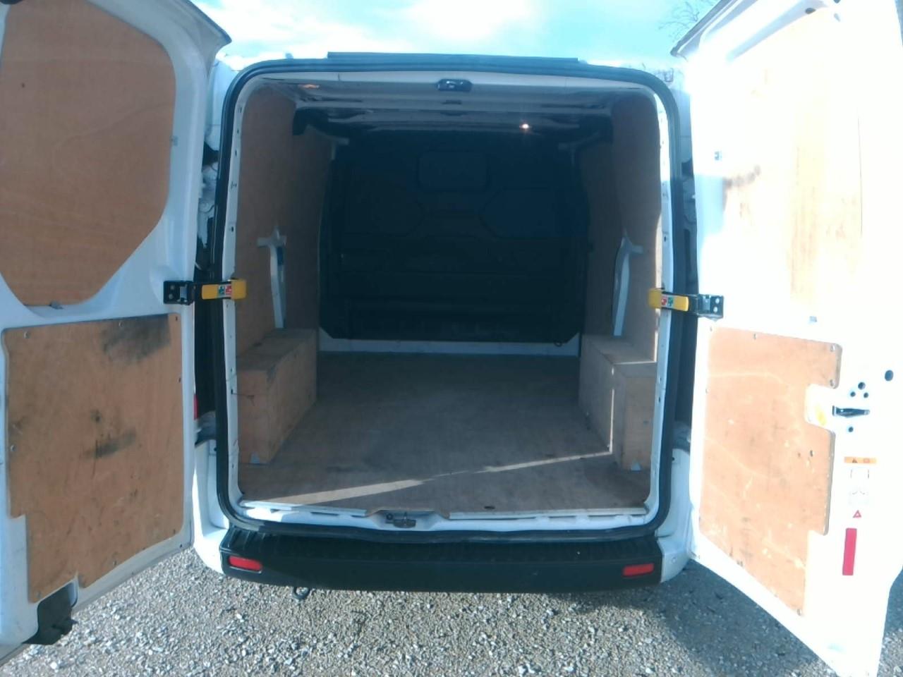 TRANSIT CUST TRENDB 300 L1H1 R photo