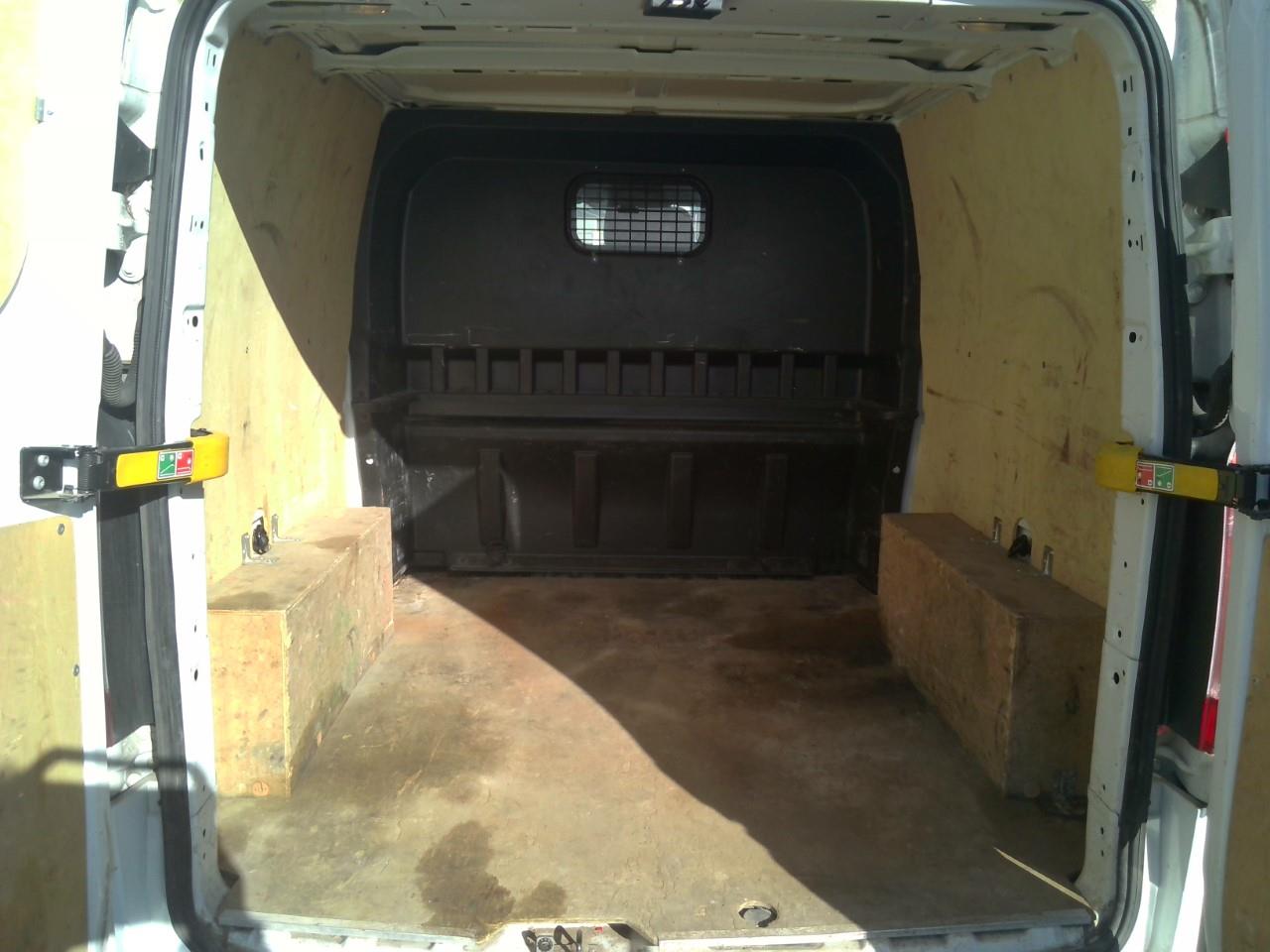 TRANSIT CUST. BUSI 320 L2H1 DC photo