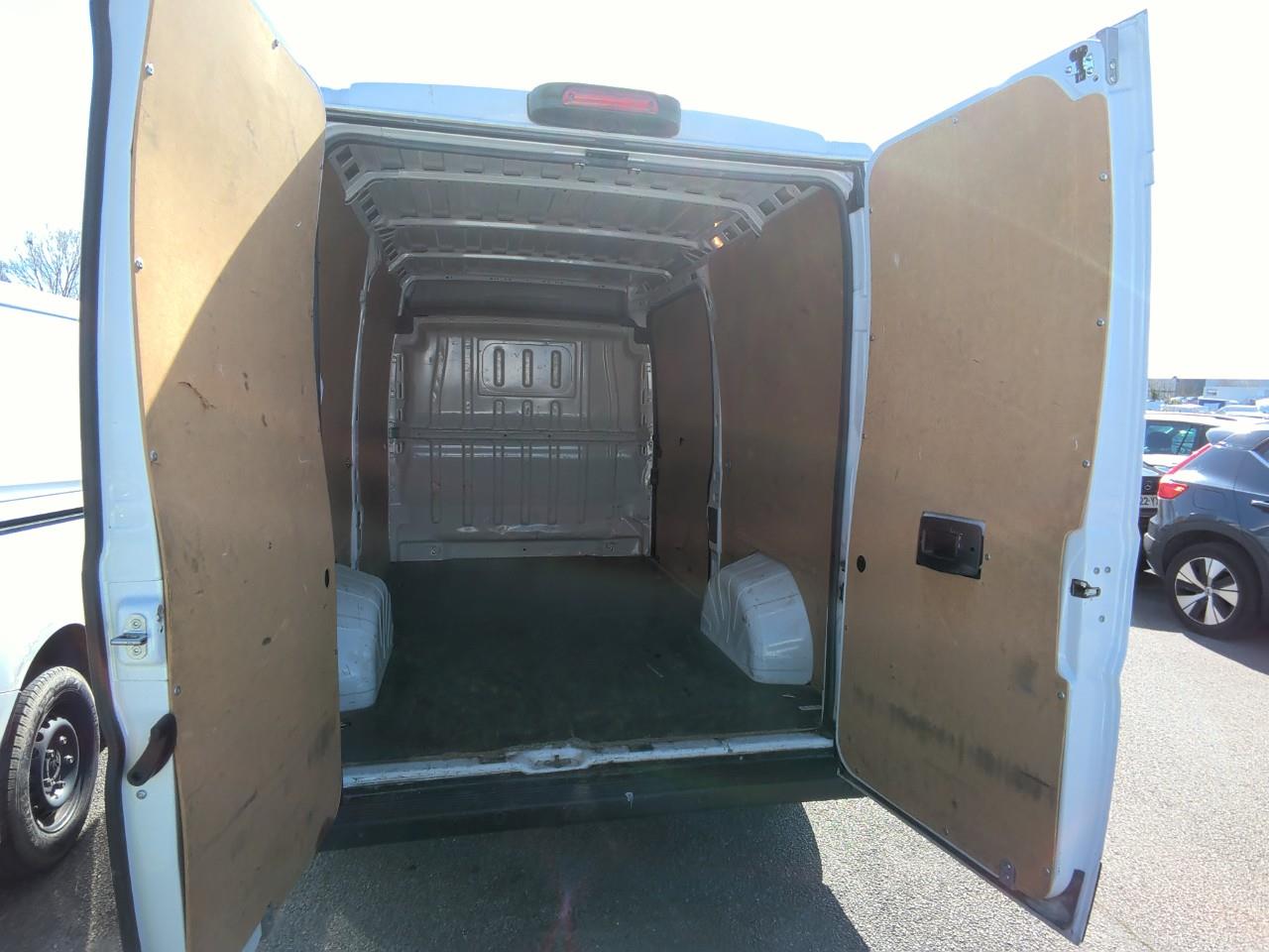 MOVANO FG 3T5 L2H2 PCLIM 140 photo