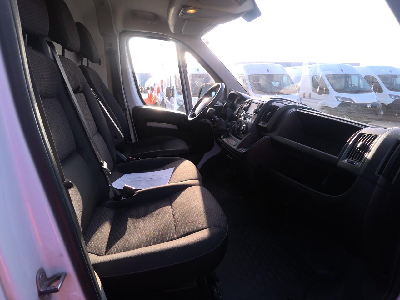 MOVANO FG 3T5 L2H2 PCLIM 140 photo