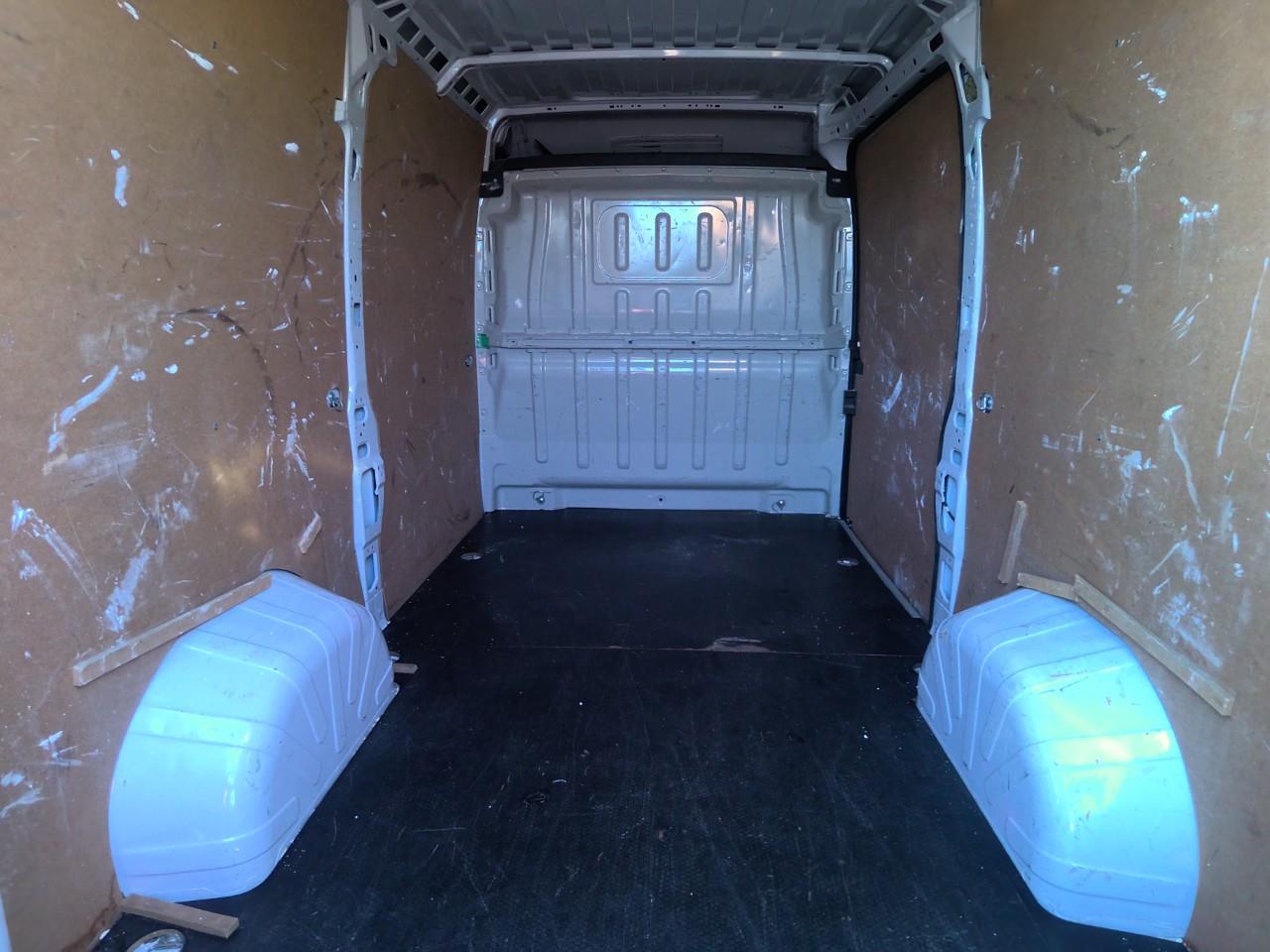 MOVANO FG 3T5 L2H2 PCLIM 140 photo