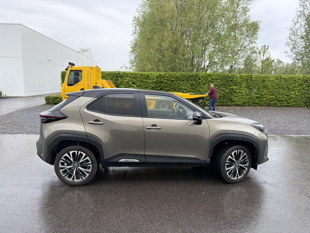 TOYOTA Yaris Cross Hybrid (HEV) Yaris Cross Hybrid 1.5i VVT-i Adventure E-CVT photo