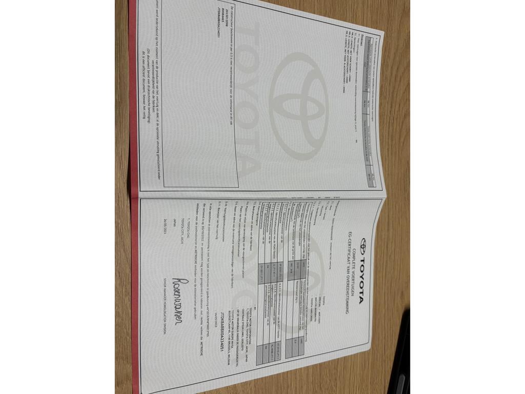 TOYOTA Yaris Cross Hybrid (HEV) Yaris Cross Hybrid 1.5i VVT-i Adventure E-CVT photo