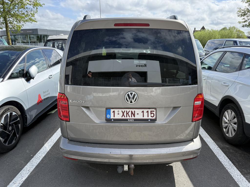 VOLKSWAGEN Caddy Maxi Caddy Maxi Trendline 7-zetels 'Dark&Cool' Wielbasis 3006mm Motor 1.4 TSI EU6 BMT 130pk (96KW) Versnellingsbak 6v photo