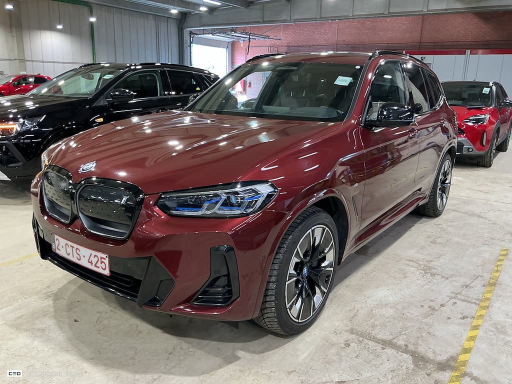 BMW IX3 80KWH AUTO