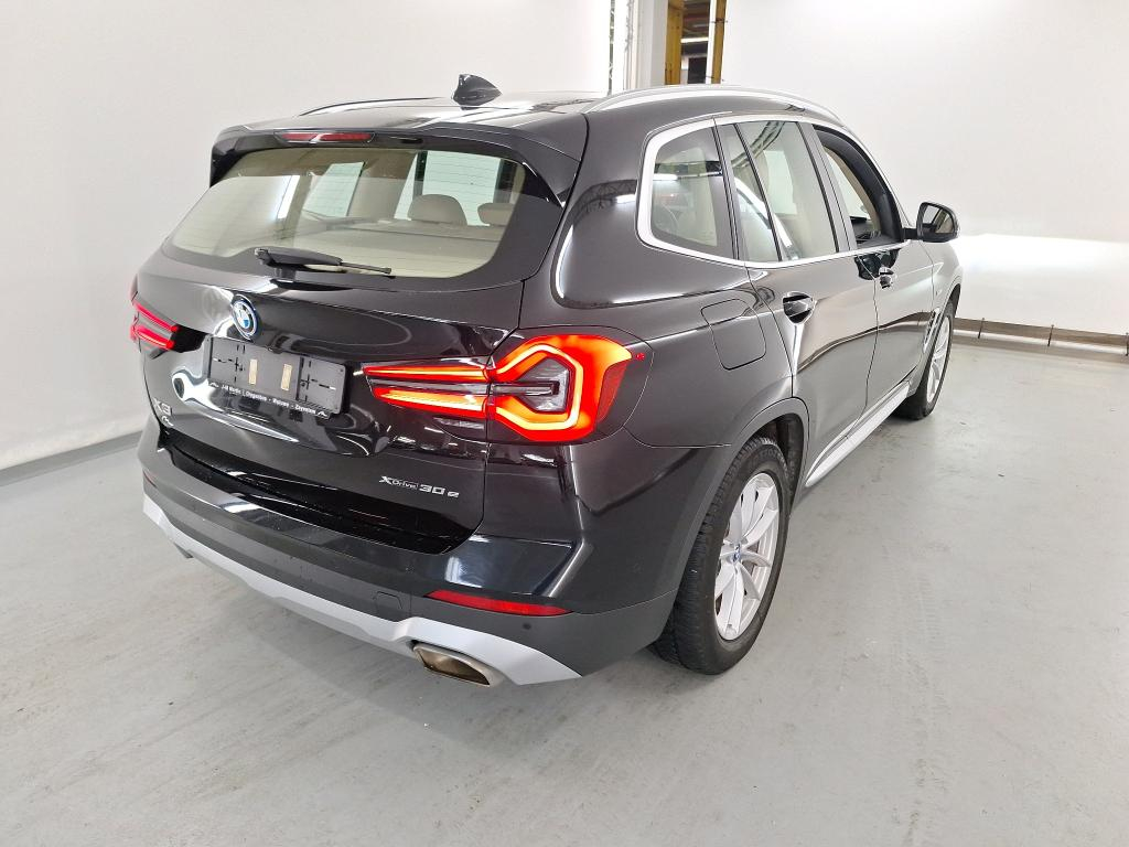 BMW X3 2.0 XDRIVE30E (120KW) AUTO photo