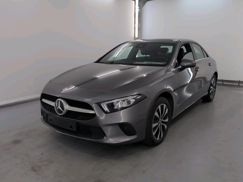 MERCEDES-BENZ A-CLASS LIMOUSINE 1.3 A 250 E BUSINESS SOLUTION DCT