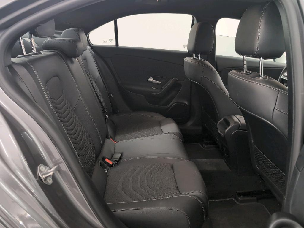 MERCEDES-BENZ A-CLASS LIMOUSINE 1.3 A 250 E BUSINESS SOLUTION DCT photo