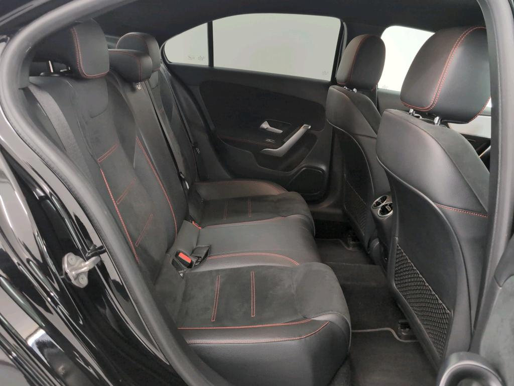MERCEDES-BENZ A-CLASS LIMOUSINE 1.3 A 250 E BUSINESS SOLUTION DCT photo