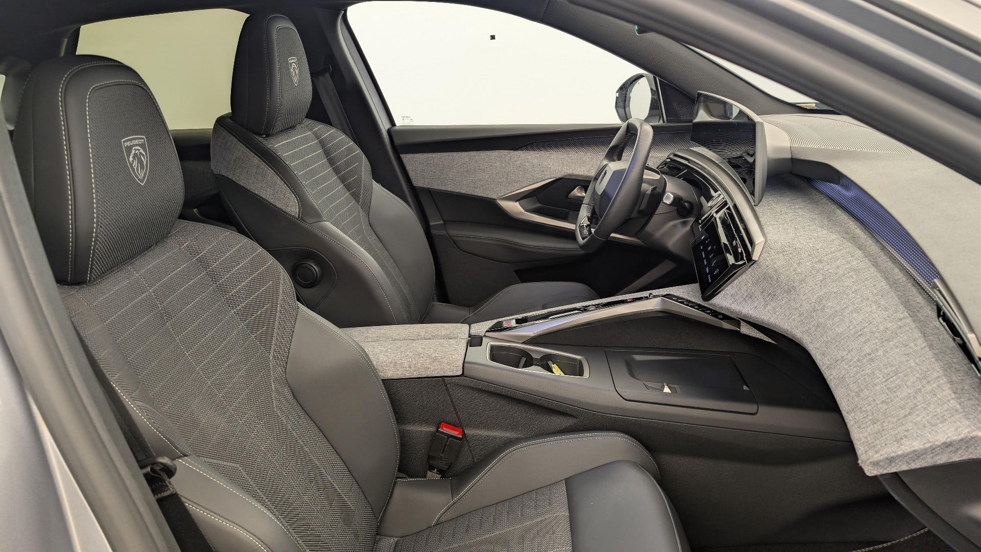 Peugeot 3008 Hybrid 145 e-DCS6 GT