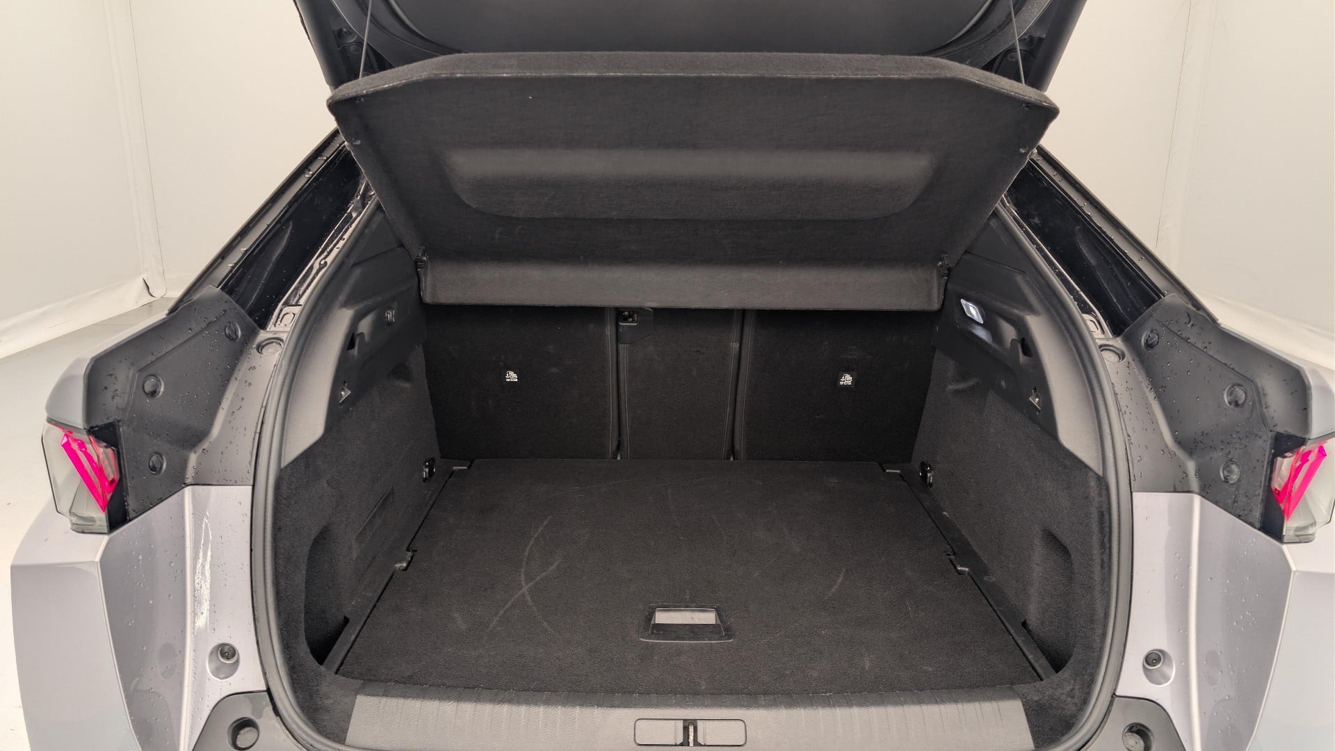 Peugeot 3008 Hybrid 145 e-DCS6 GT photo