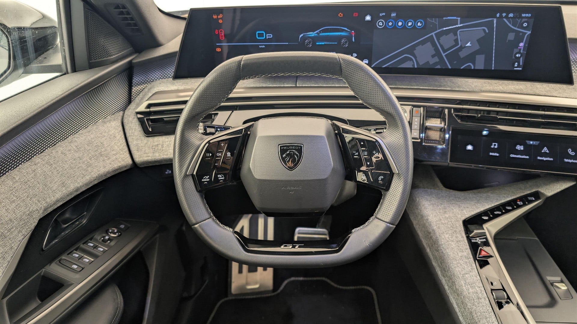 Peugeot 3008 Hybrid 145 e-DCS6 GT photo