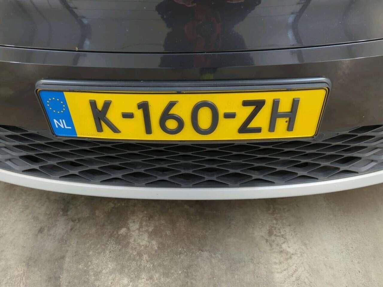 VOLKSWAGEN ID.4 Max 77 kWh photo