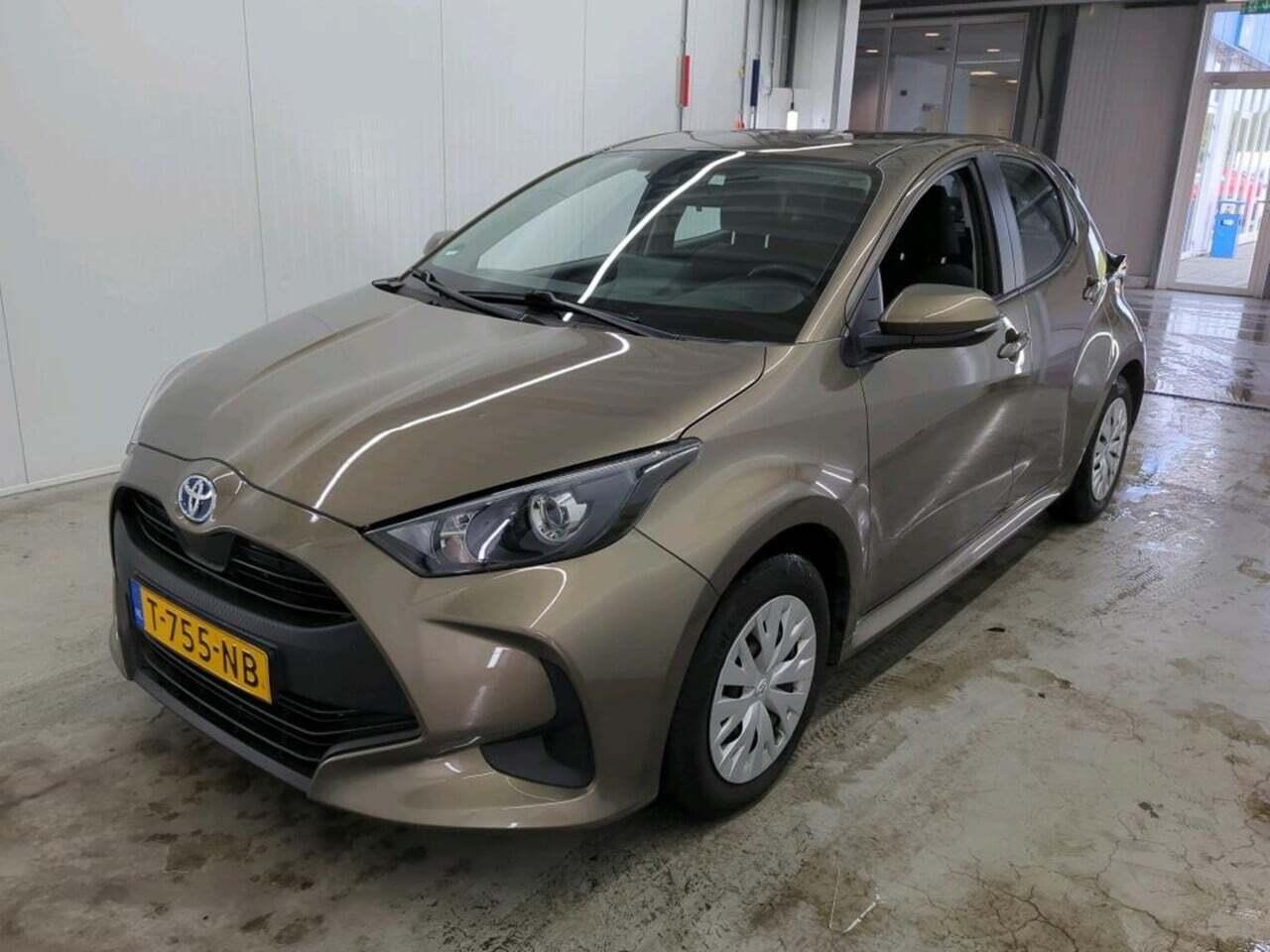 TOYOTA Yaris 1.5 Hyb. Active
