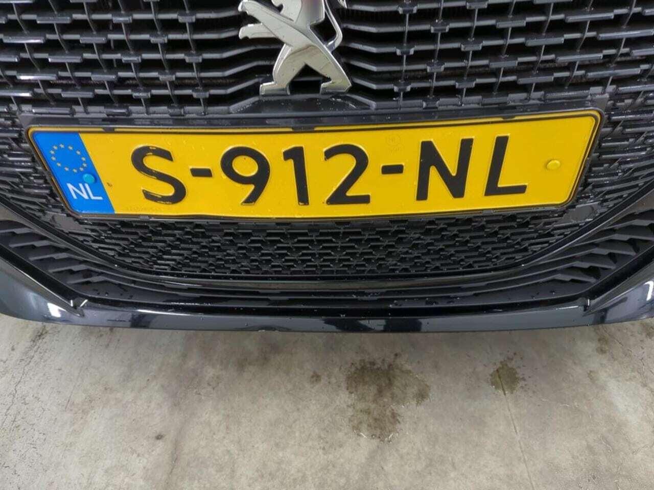 PEUGEOT e-208 EV Active Pck 50 kWh photo