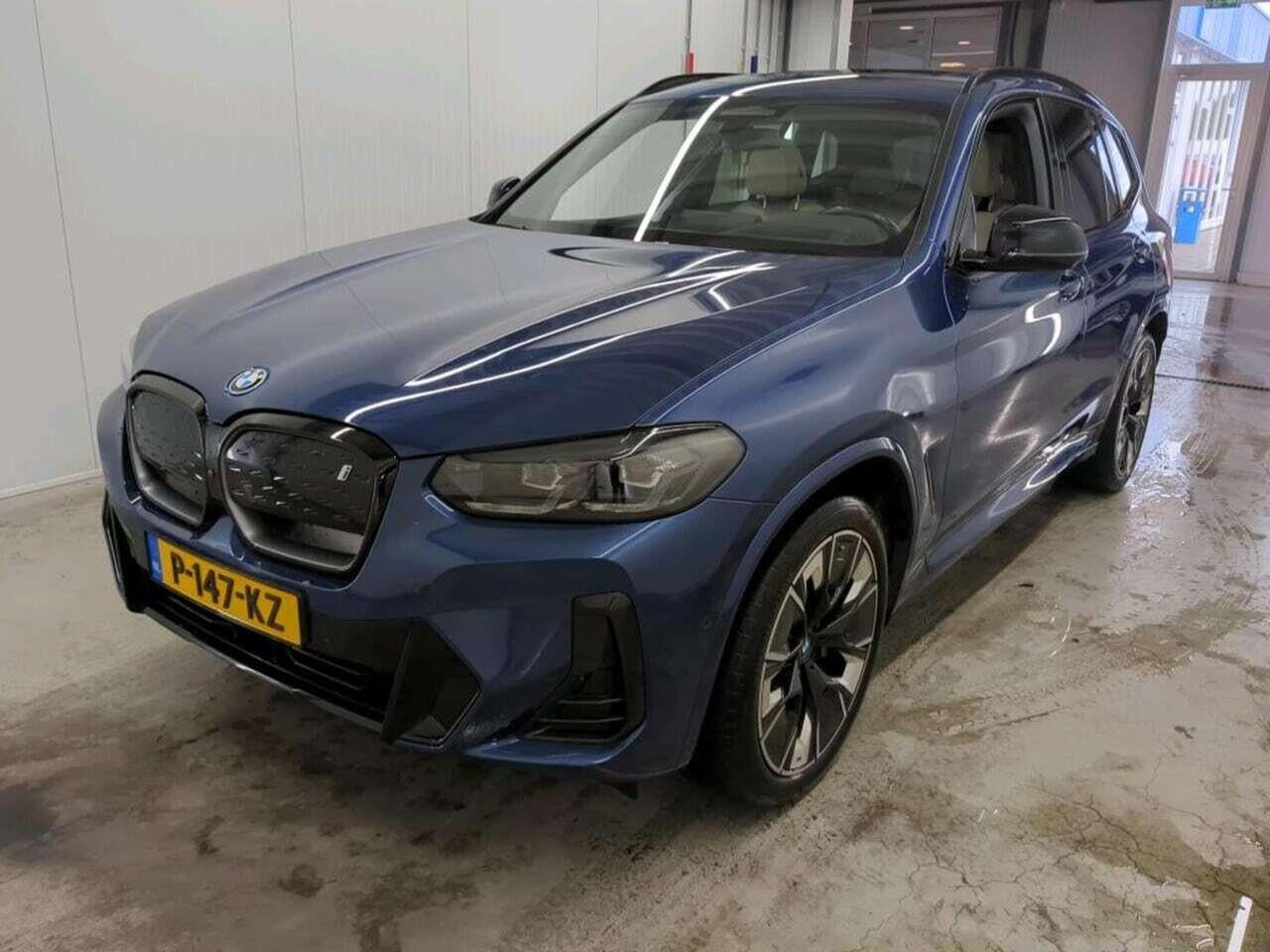 BMW iX3 High Executive